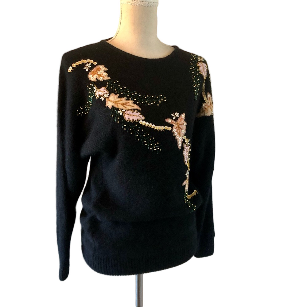 Vintage Angora/Silk Embroidered Crewneck Beaded Sweater Size Large Runs Small